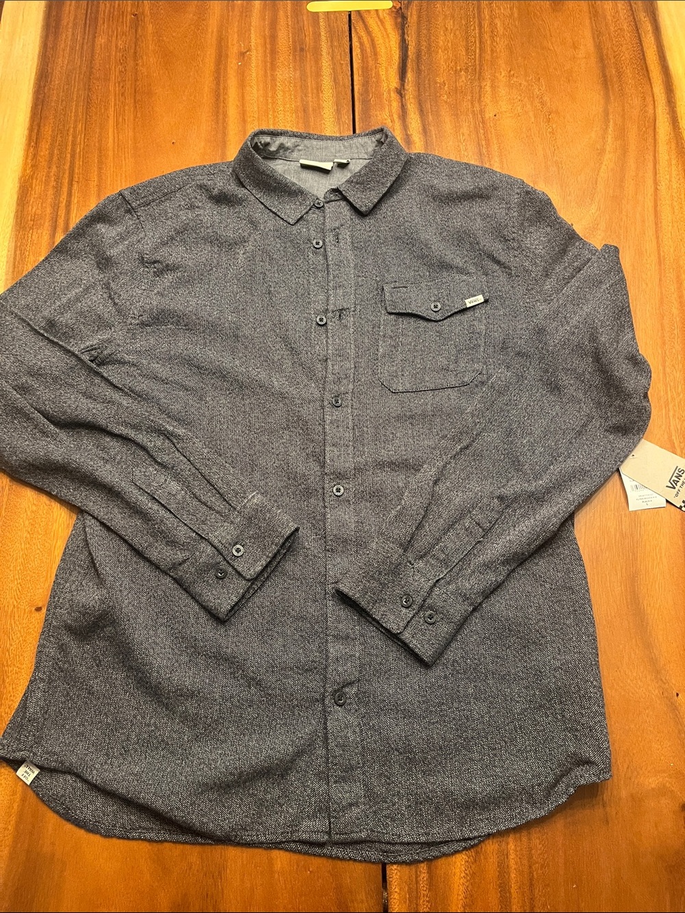 NWT Vans Men's Long-Sleeve Button-Down Shirt in Charcoal